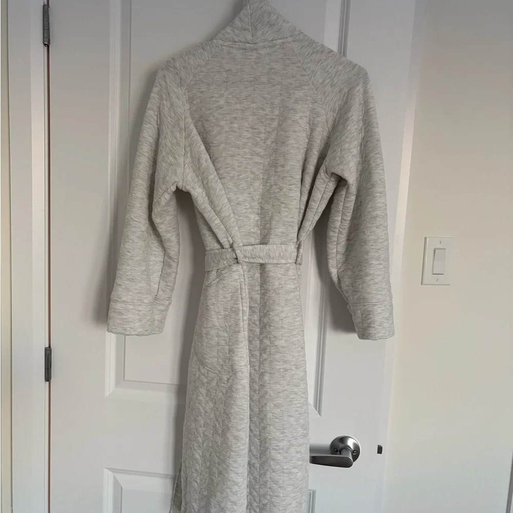 Cozy Gray Robe - Picture 4 of 4